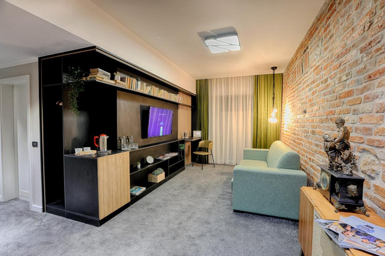 Nani Nani Boutique Hotel Brasov Exterior photo